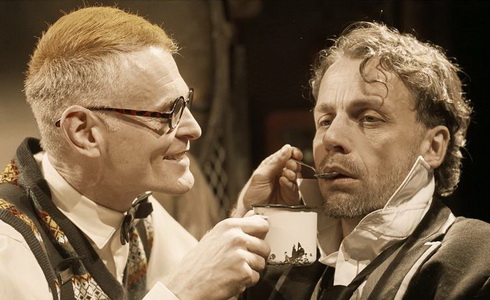 Norman - Radim Madeja a Sir - Petr Mikeska, Garderobiér