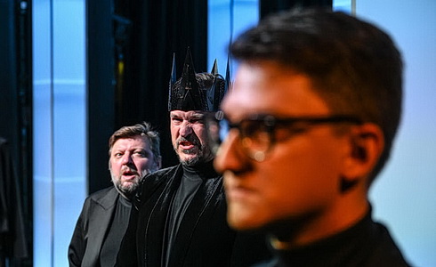 Hamlet aneb Hádala se duše s tělem (MdB)