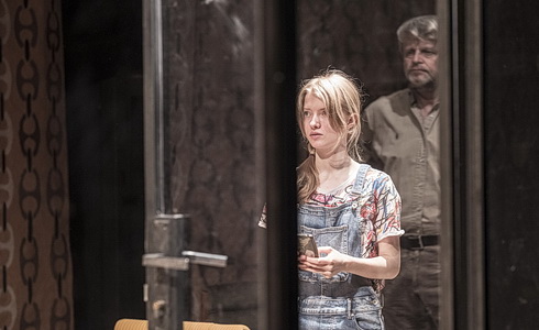 Josefína Marková, Vasil Fridrich, Lucie Žáčková (Komuna)