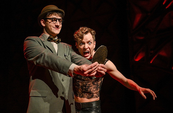 Martin Mihál a Richard Pekárek (Drákula)