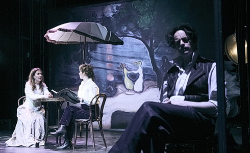 T. Do�kalov�, P. Gajdo��kov� a J. Tepl� (Noc trib�dek)