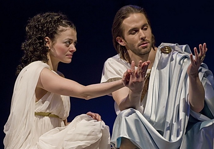 Z inscenace Caesar v Divadle na Vinohradech
