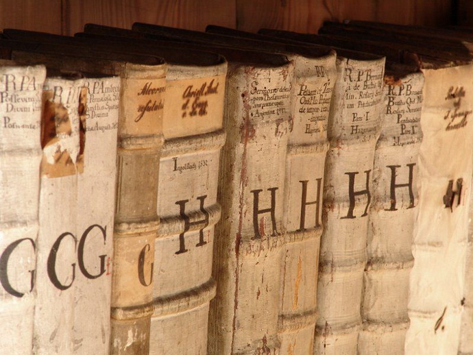 Klášterní knihovna