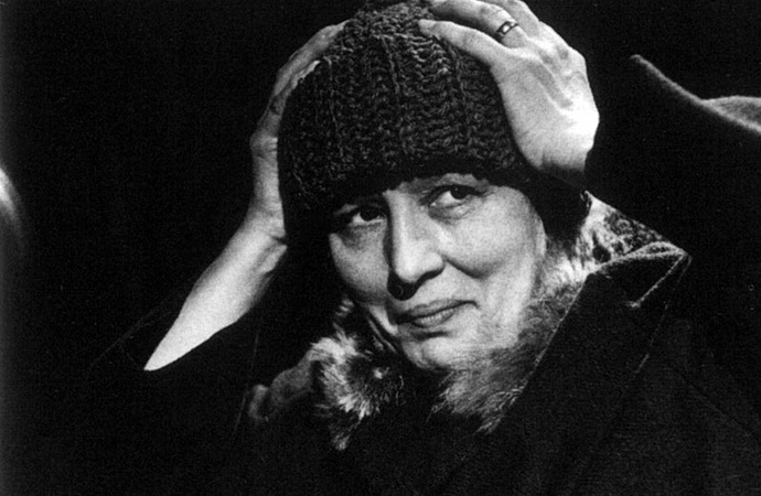 Dana Medřická (Kočičí hra)