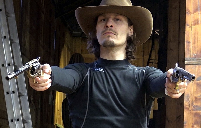 Deadtown aneb Cesta tam a zase zpátky