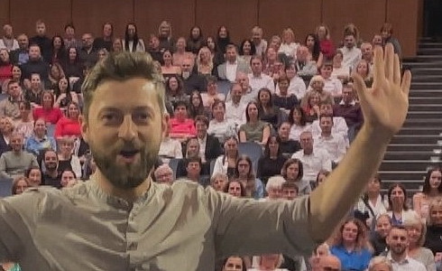 M�stsk�m divadlem Zl�n provede Marek P��kazk� 