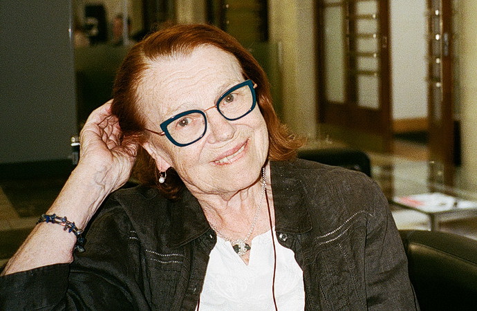 Iva Jan�urov�