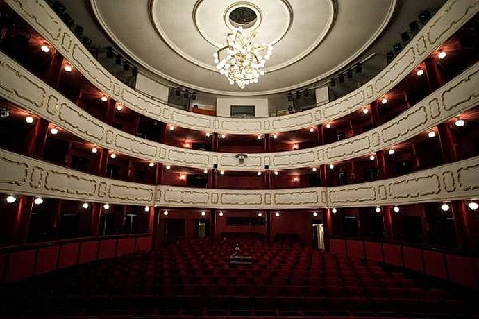 Moravsk divadlo Olomouc 