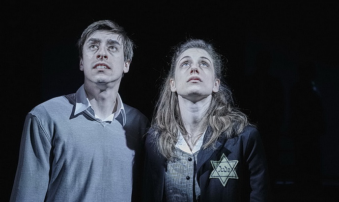 Pavel Neškudla, Marie Poulová (Romeo, Julie a tma)