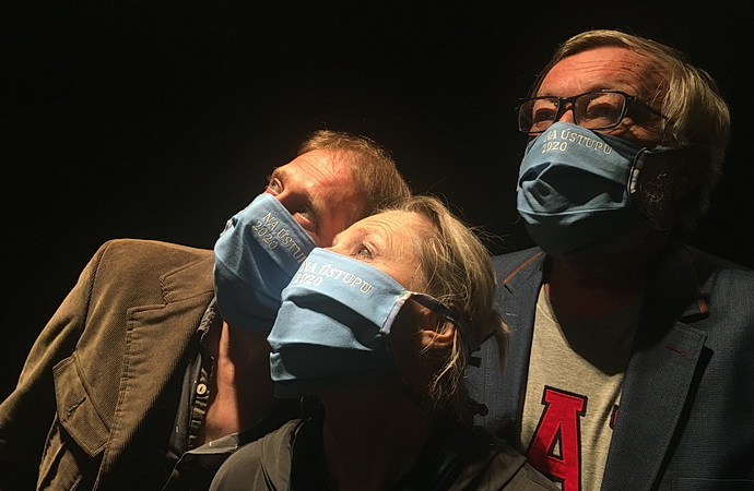 Petr Prokeš, Karolina Frydecká, Dušan Sitek (Na ústupu)