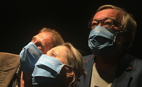 Petr Prokeš, Karolina Frydecká, Dušan Sitek (Na ústupu)