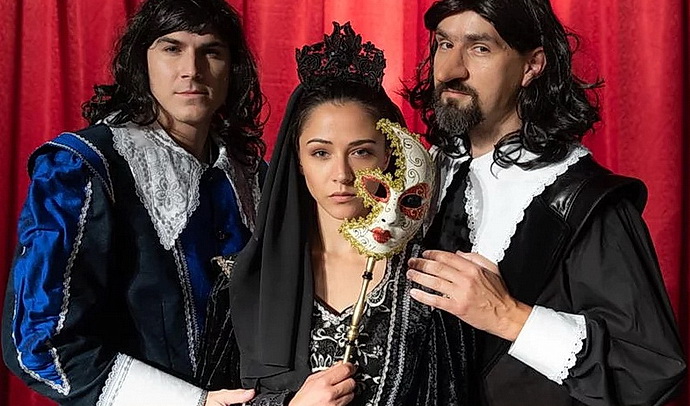 David Gránský, Eva Burešová a Vojtěch Efler (Cyrano)