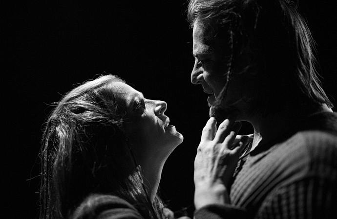 Eva Elsnerová a Štěpán Coufal (Macbeth)