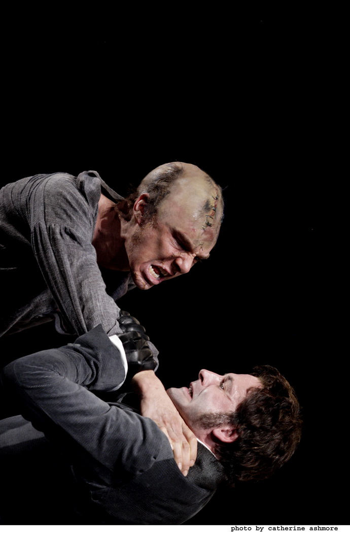 Divadeln hit z londnskho Nrodnho divadla Frankenstein