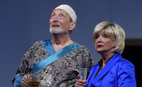 Ladislav Frej a Zdena Bittlová v inscenaci Až na věky