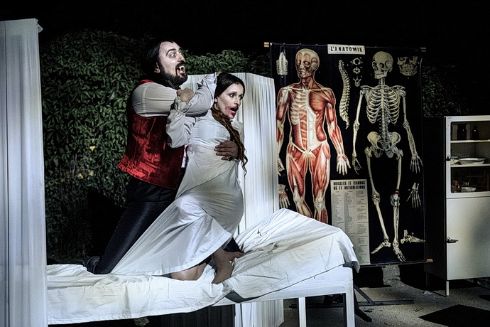 Petr Halíček a Kamila Janovičová (Dracula)