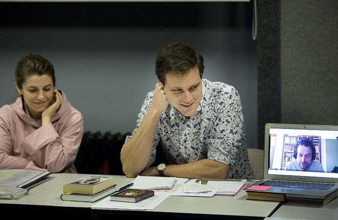 V. Watzková, L. Kopecký a online Pavel Drábek při zkoušce