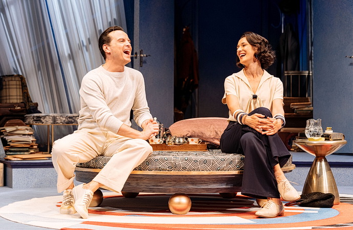 Andrew Scott a Indira Varmu (Foto: Manuel Harlan)