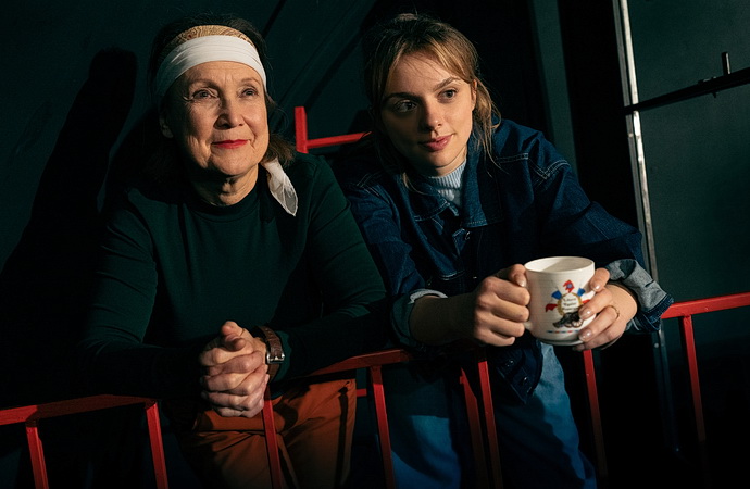 Milena Steinmasslov� a �t�p�nka  Ligas (Ciz� p��b�hy)