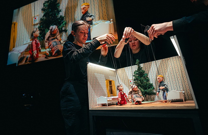 Sněhová královna (Divadlo loutek Ostrava)