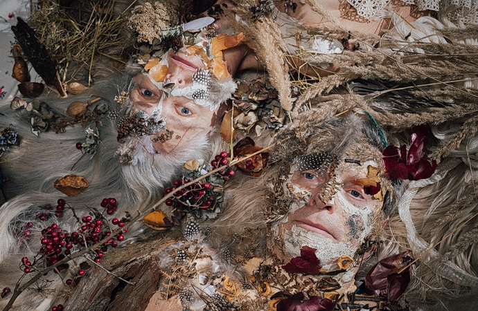 Lucie Trm�kov� a David Pracha� (vizu�l inscenace)