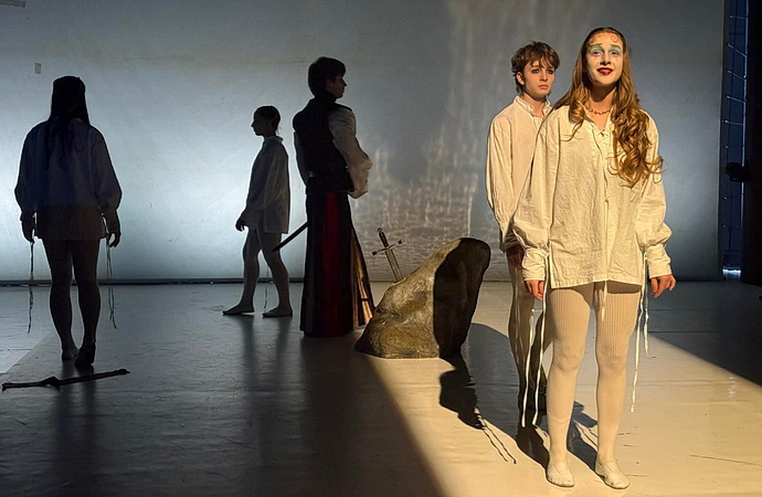 KINGDOM C*M (Divadlo DISK)