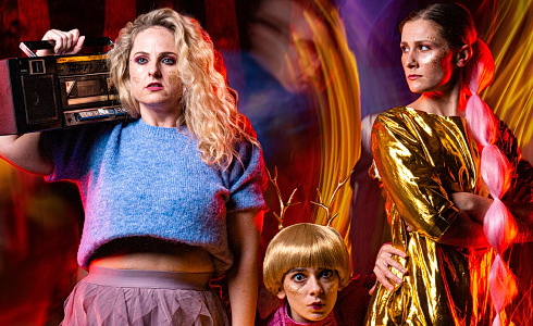 Sen noci svatoj�nsk� (Slov�ck� divadlo) 