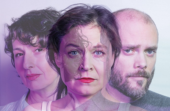 L. Zbrankov�, Z. Zlatohl�vkov� (HP), J. � H�jek (Ex)