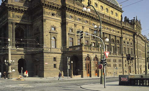 Nrodn divadlo Praha