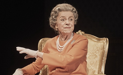 Iva Janžurová v inscenaci Audience u královny
