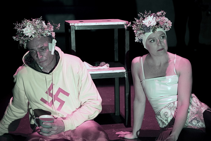 K. Dobrý a Lucie Trmíková (Miluji Tě jak po smrti)