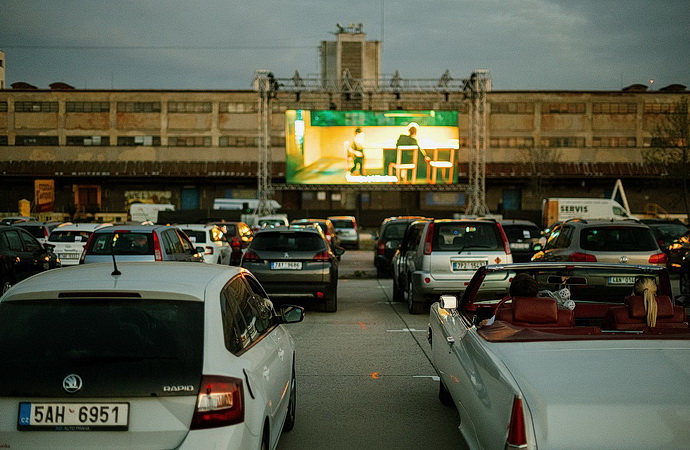 Artparking náklaďák (Foto: Jan Hromádko)