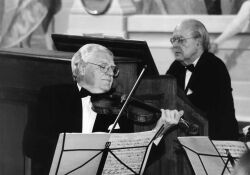 Josef Suk a Josef Hla (tentokrt u harmonia) (Foto Lubor Mrzek)