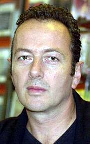 Joe Strummer (Foto z webu)