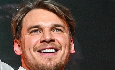 Vojt�ch Dyk (S�gl production, Hana Brozkov�)