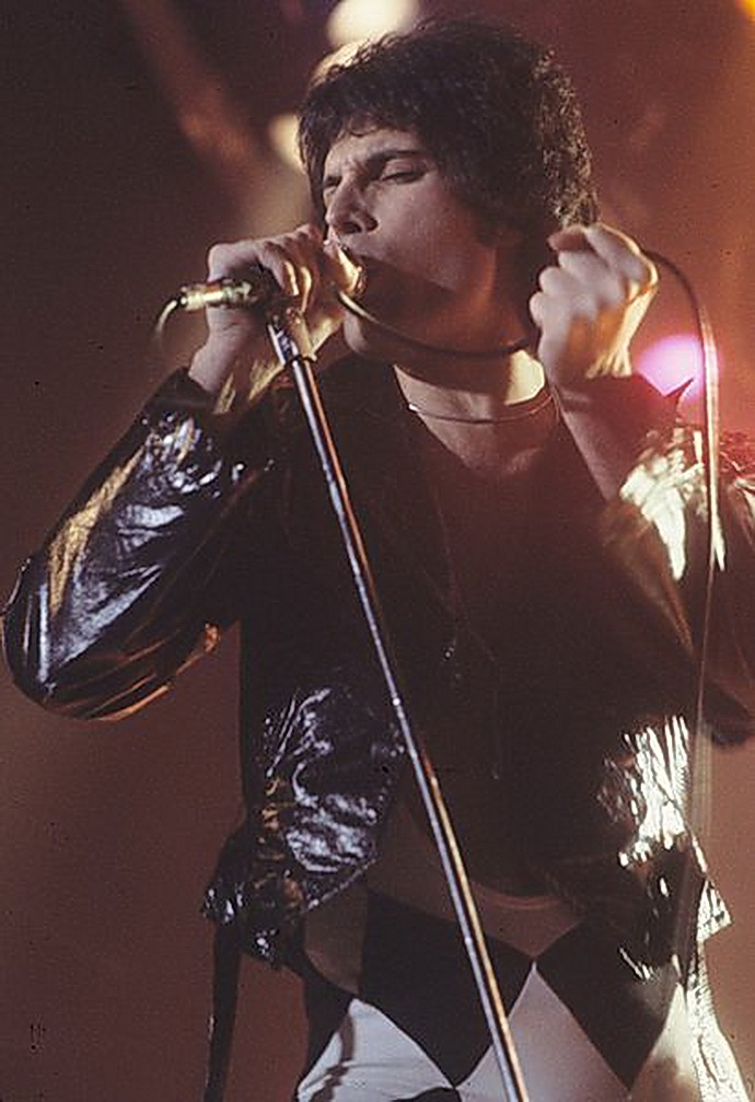 Freddie Mercury (Zdroj Wikipedie)