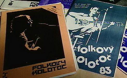 Folkový kolotoč