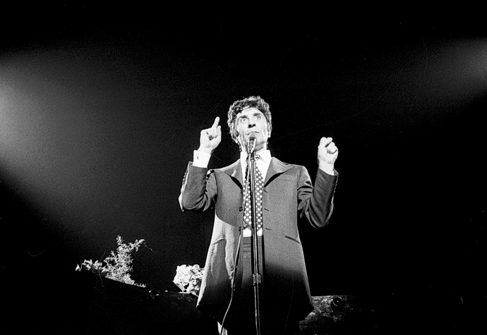 Gilbert Becaud