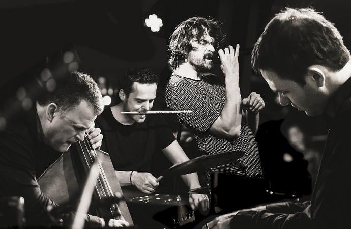 Dan Bárta & Robert Balzar Trio