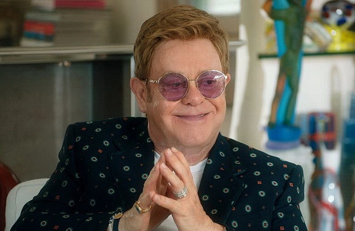 Elton John: bez cenzury