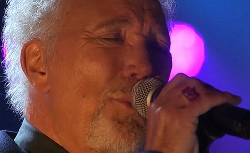 Tom Jones: Live on Soundstage