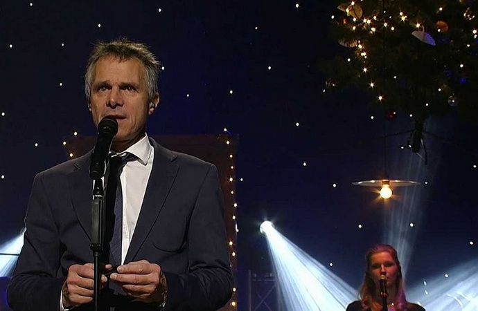 Janek Ledeck�: Sliby se maj plnit v Baru Sv�t