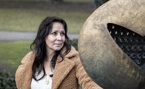 13. komnata Heidi Jank�