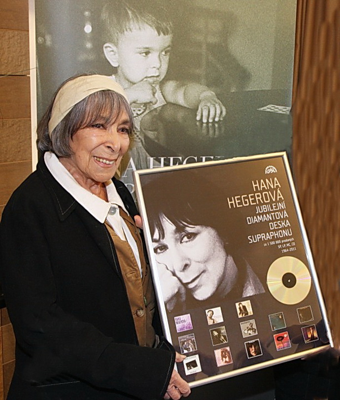 Hana Hegerov s diamantovou deskou