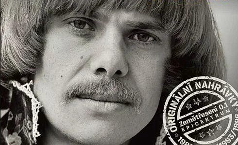 Ji�� Schelinger na p�ebalu alba