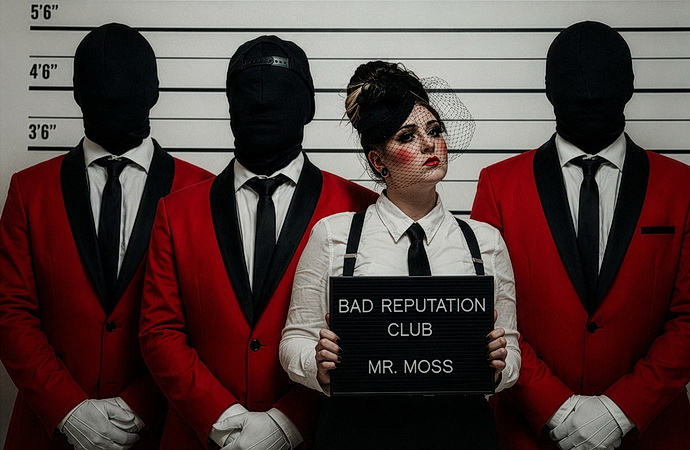 Mr. Moss 