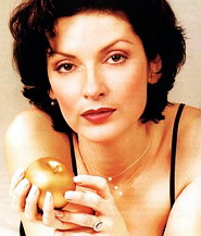Zpěvačka Beáta Dubasová