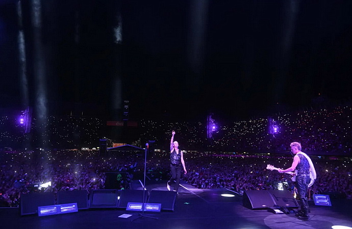 Depeche Mode: M (Zdroj: Aerofilms)