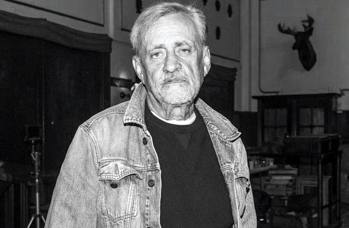Richard Tesa��k