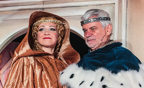 P. Dohnal, M. Sikorová a P. Štěpánek (Noc na Karlštejně)